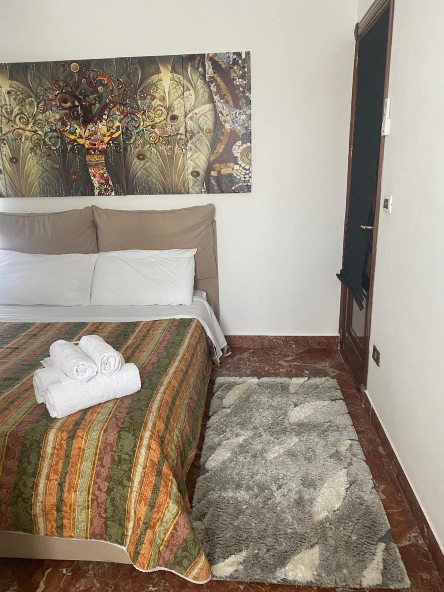 Dariopeace15 Station Bed and breakfast *